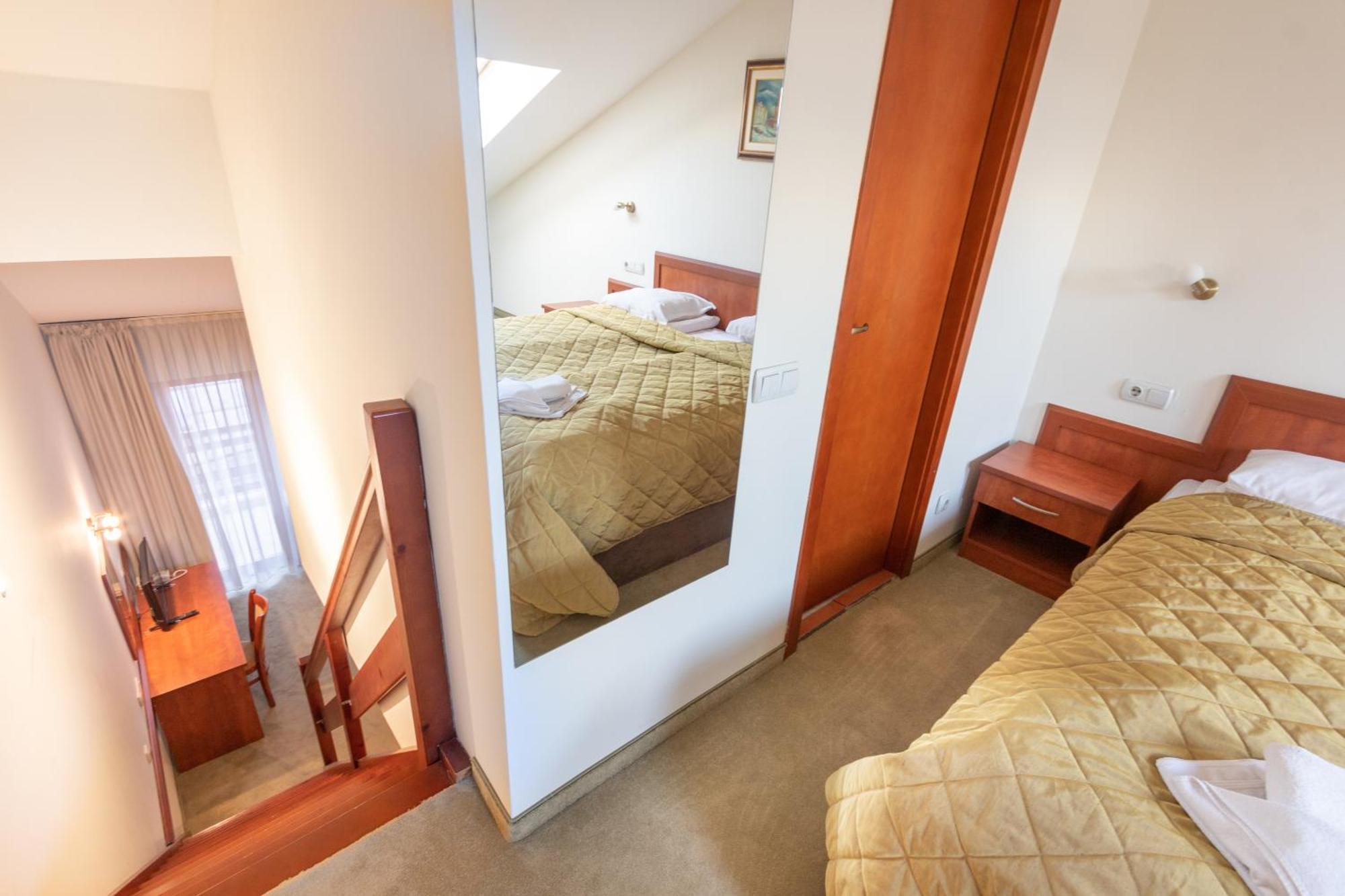 Coliving Bansko, The Social Hotel By Networking Premium บันสโก ภายนอก รูปภาพ