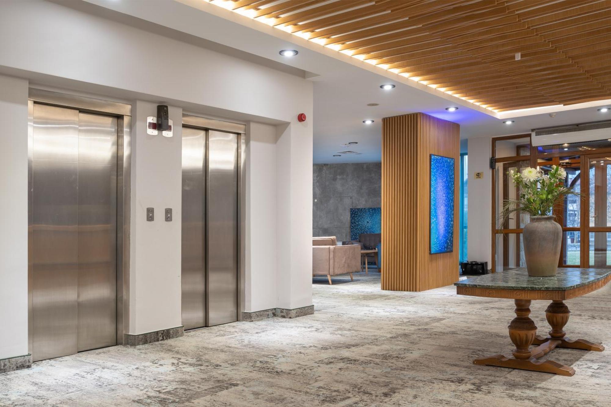 Coliving Bansko, The Social Hotel By Networking Premium บันสโก ภายนอก รูปภาพ