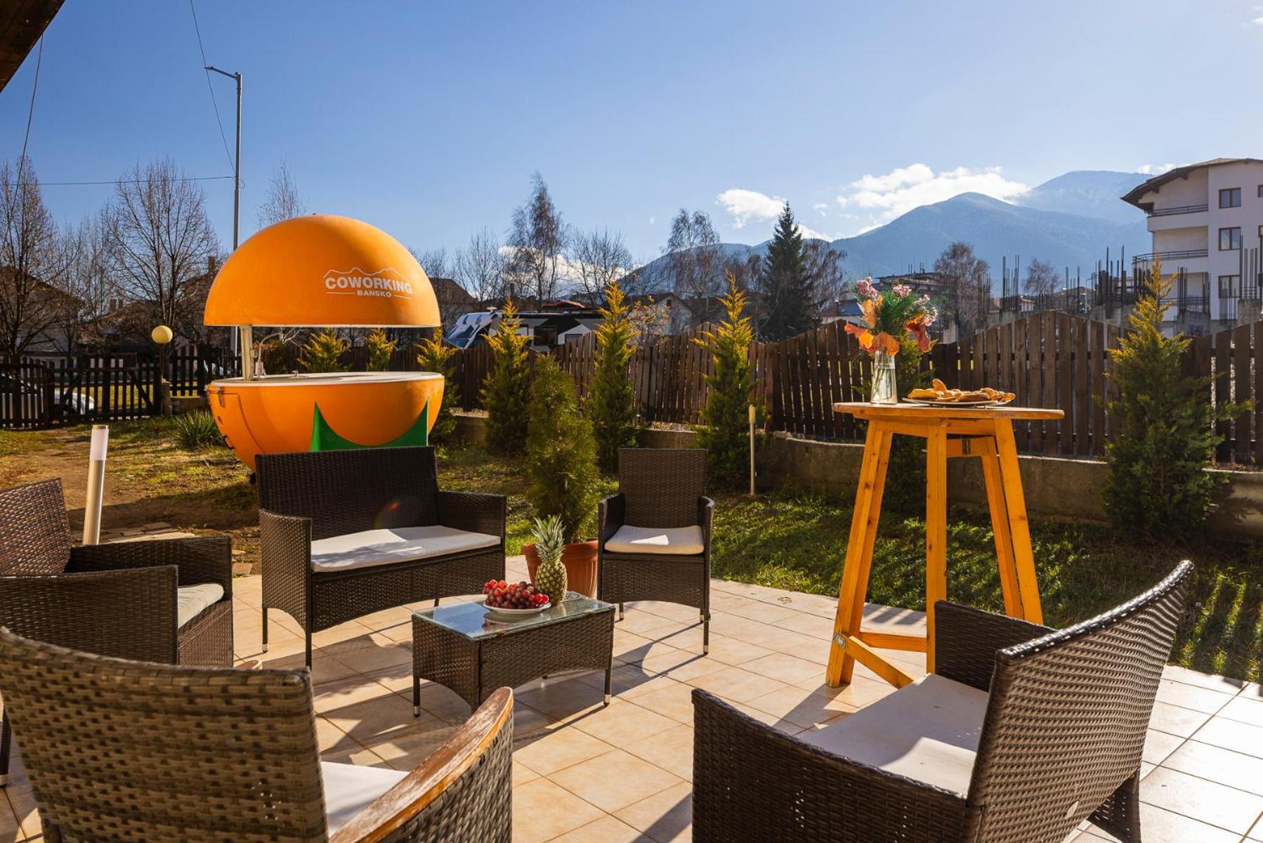Coliving Bansko, The Social Hotel By Networking Premium บันสโก ภายนอก รูปภาพ