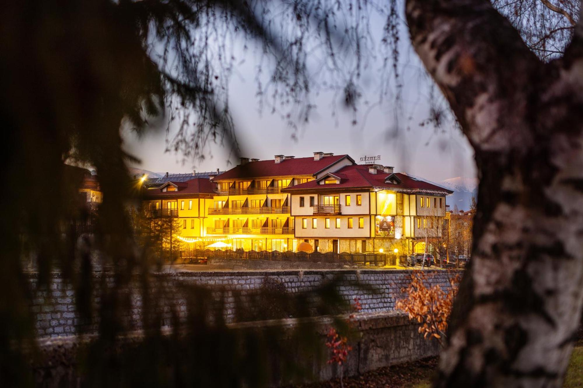 Coliving Bansko, The Social Hotel By Networking Premium บันสโก ภายนอก รูปภาพ