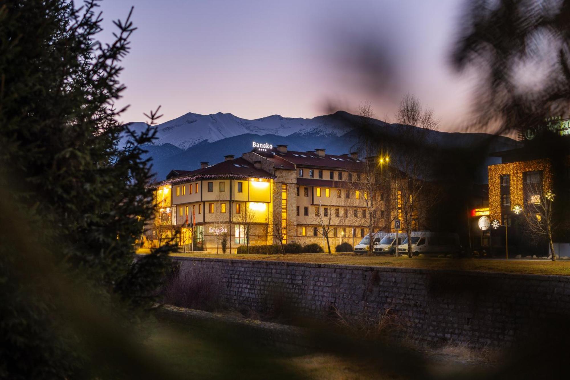 Coliving Bansko, The Social Hotel By Networking Premium บันสโก ภายนอก รูปภาพ